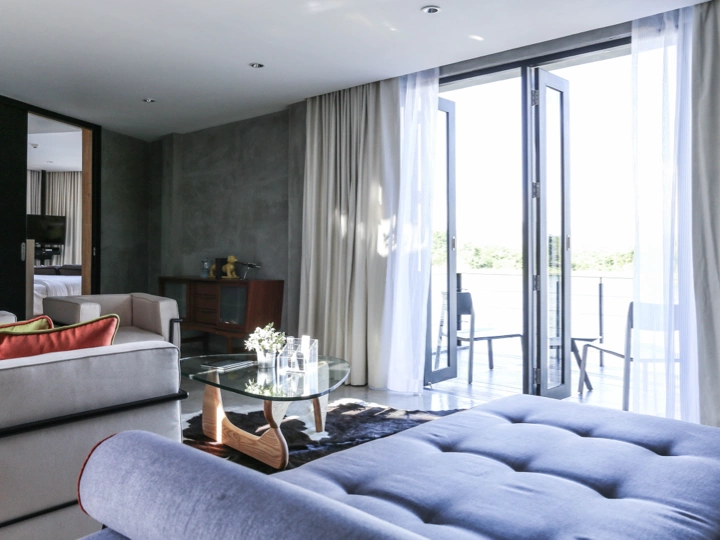 Luxe Cabin Suite